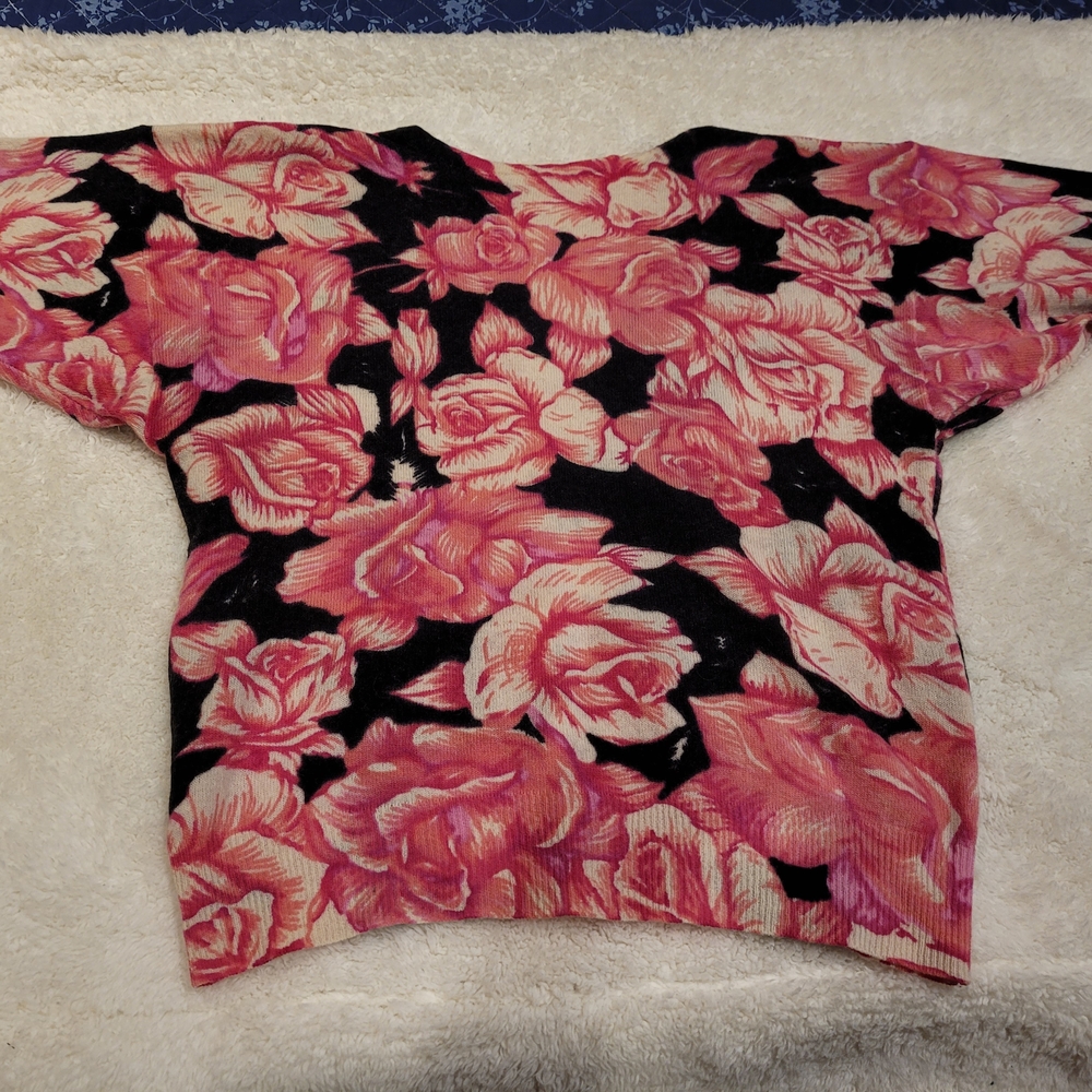 Vintage Floral Women's Blouse in Pink and Black